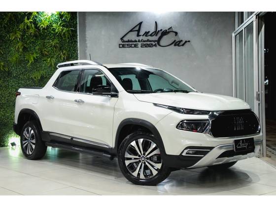 FIAT TORO 2.0 16V TURBO DIESEL VOLCANO 4WD AT9 FIAT TORO 2.0 16V TURBO DIESEL VOLCANO 4WD AT9